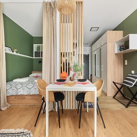 City Panorama Studio Apartments Jaworska 4 By Noclegi Renters Breslau Exterior foto