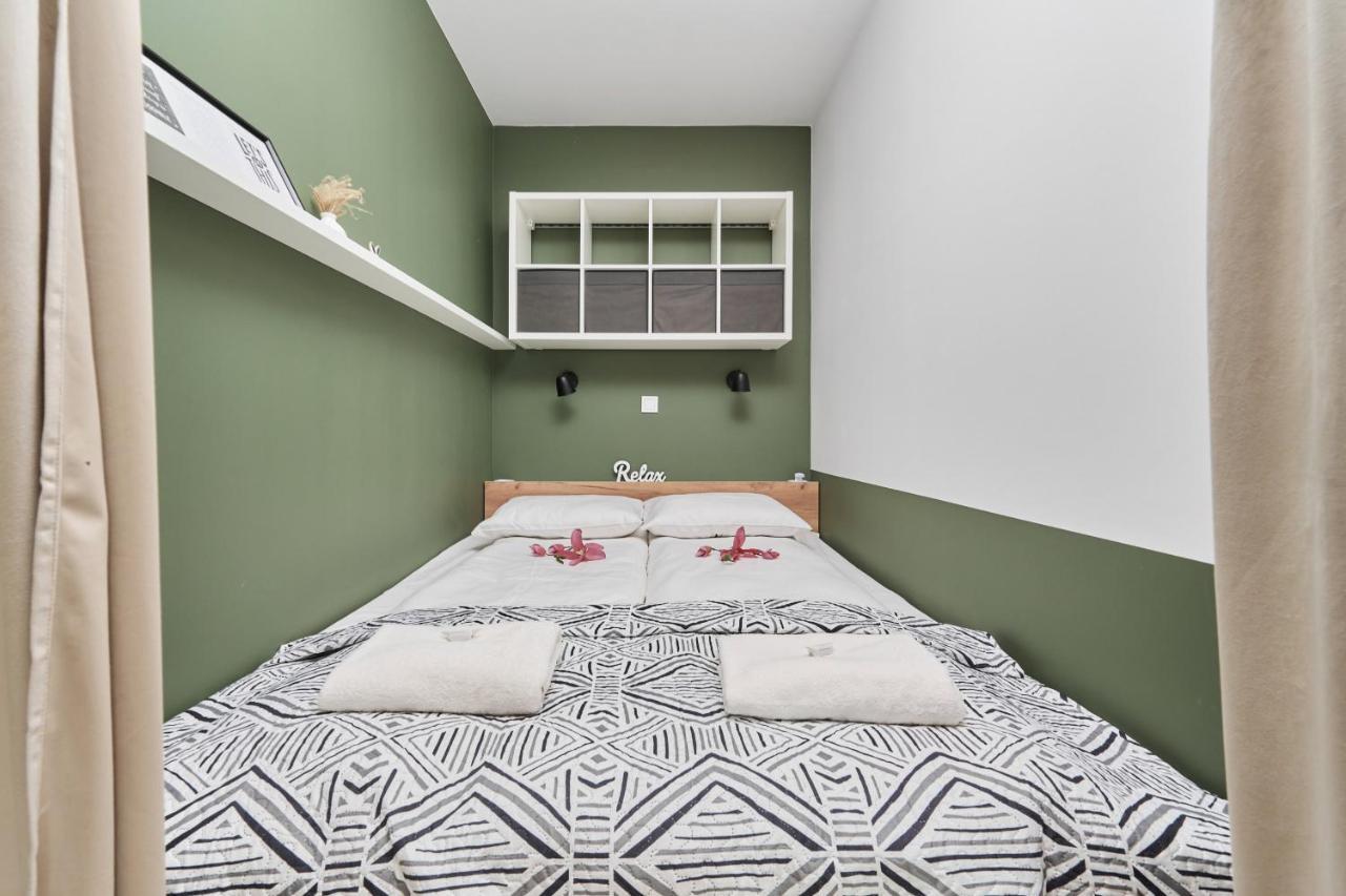 City Panorama Studio Apartments Jaworska 4 By Noclegi Renters Breslau Exterior foto