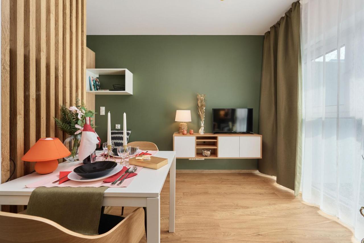City Panorama Studio Apartments Jaworska 4 By Noclegi Renters Breslau Exterior foto
